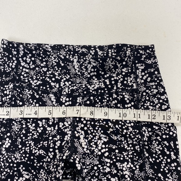 Lululemon Tight Stuff, Leggings, Size 4 - Picture 9 of 15